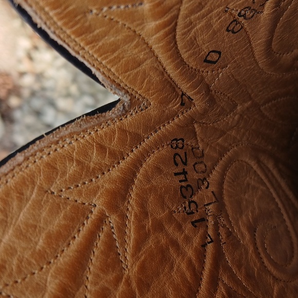 Lucchese Brown Heeled Boots - Picture 8 of 16